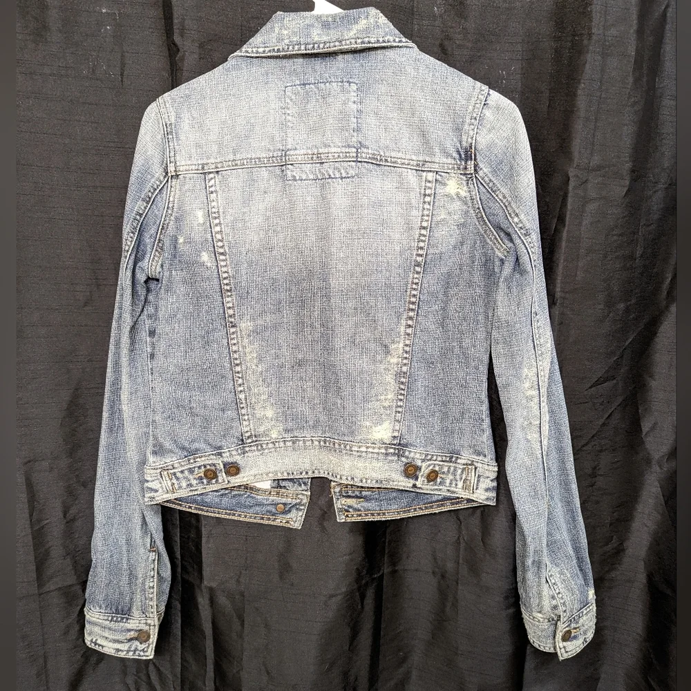 Distressed denim jacket - Picture 4 of 5